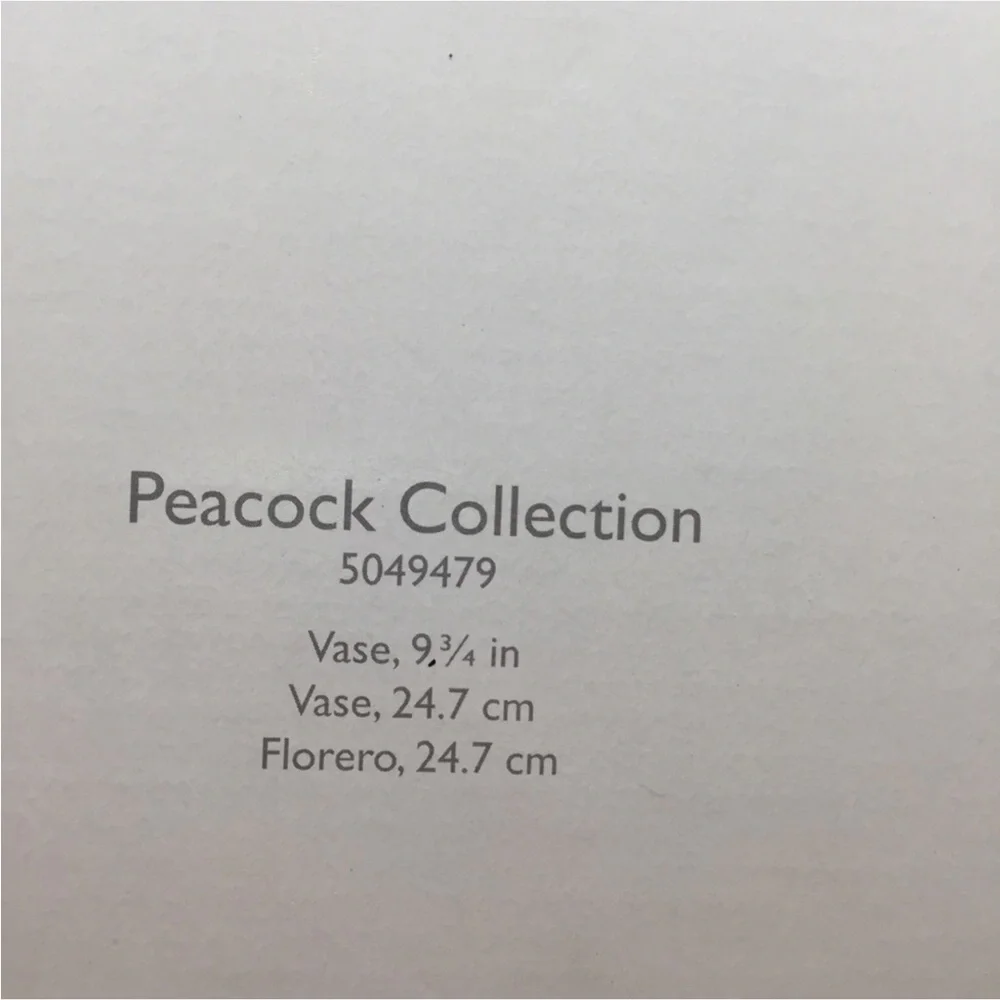 MIKASA CRYSTAL VASE 